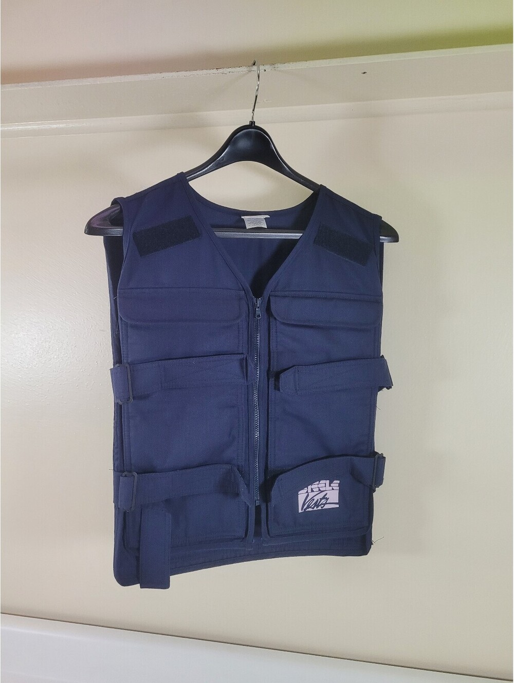 Steele cooling vest adjustable chest size/ one size blue